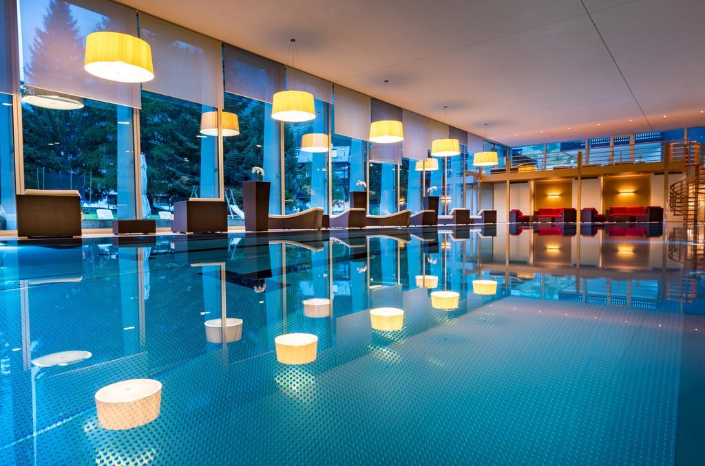 The Christiania Mountain & Spa Resort Zermatt Exterior photo